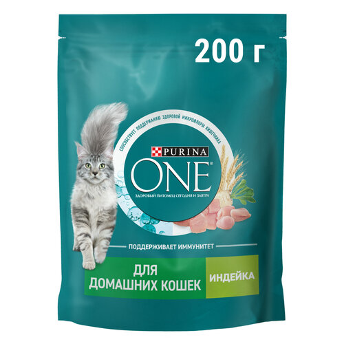 Сухой корм Purina ONE® для взрослых кошек, живущих в домашних условиях, с индейкой 200 г фотография